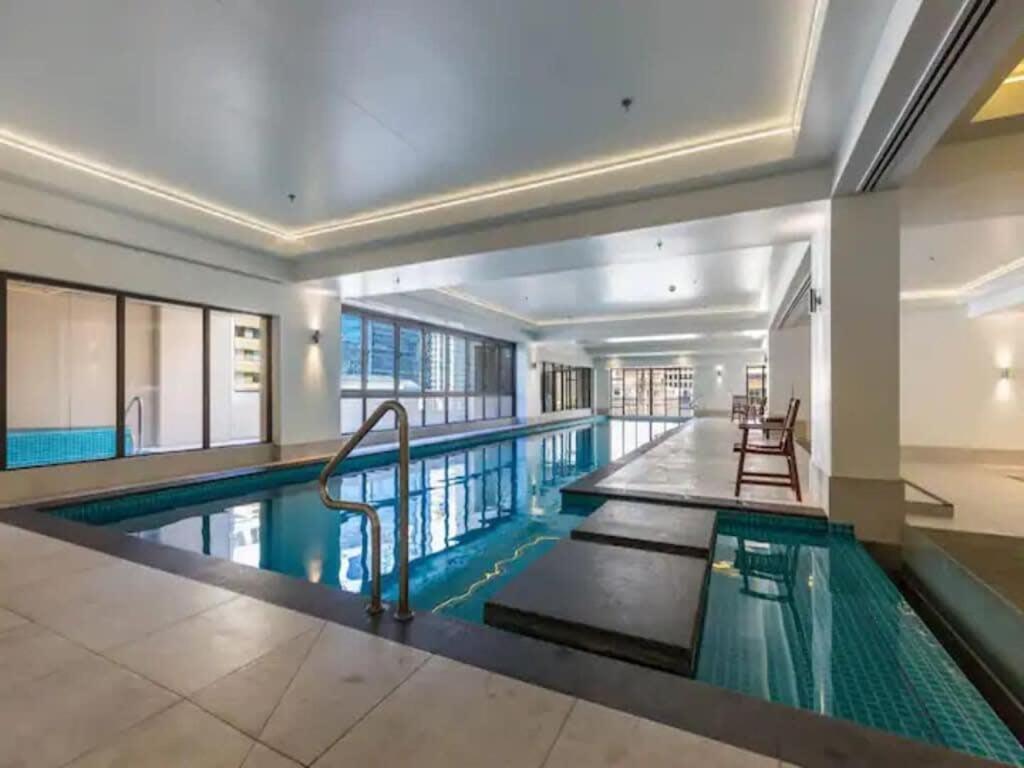 Bright One Bedroom Beauty With Balcony And Unbeatable Views Auckland Eksteriør bilde