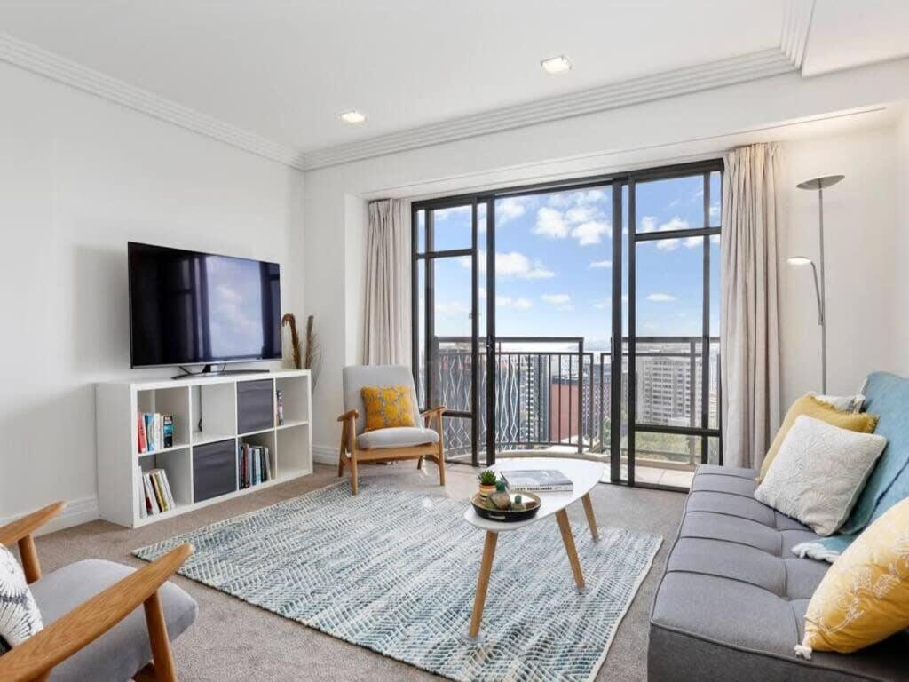 Bright One Bedroom Beauty With Balcony And Unbeatable Views Auckland Eksteriør bilde